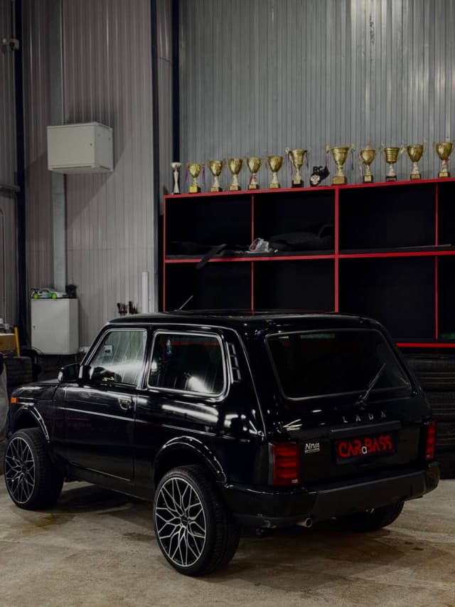 LADA NIVA