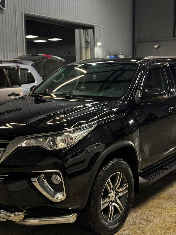 TOYOTA FORTUNER