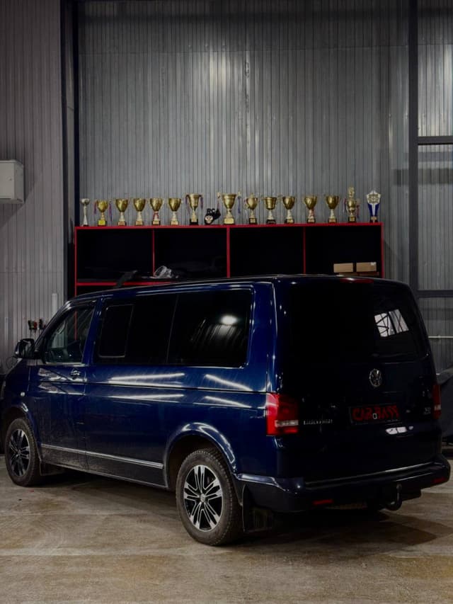 VW MULTIVAN