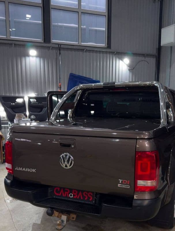 VOLKSWAGEN AMAROK