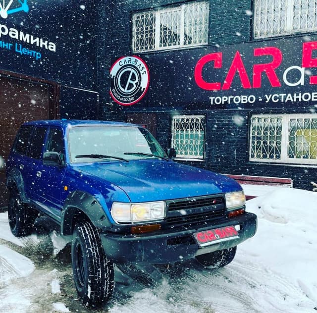 TOYOTA LAND CRUISER