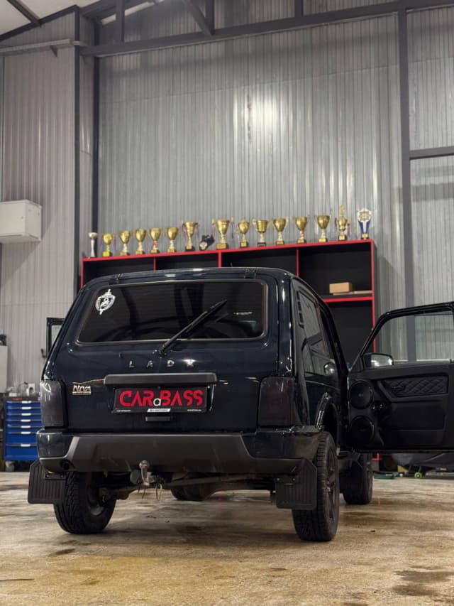 LADA NIVA