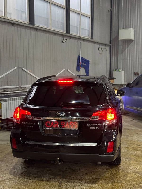 SUBARU OUTBACK