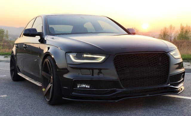AUDI A4 B8.5