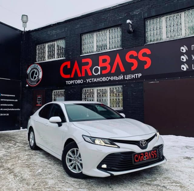 TOYOTA CAMRY