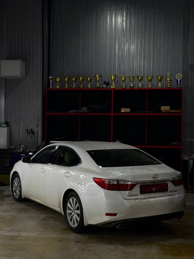LEXUS ES350
