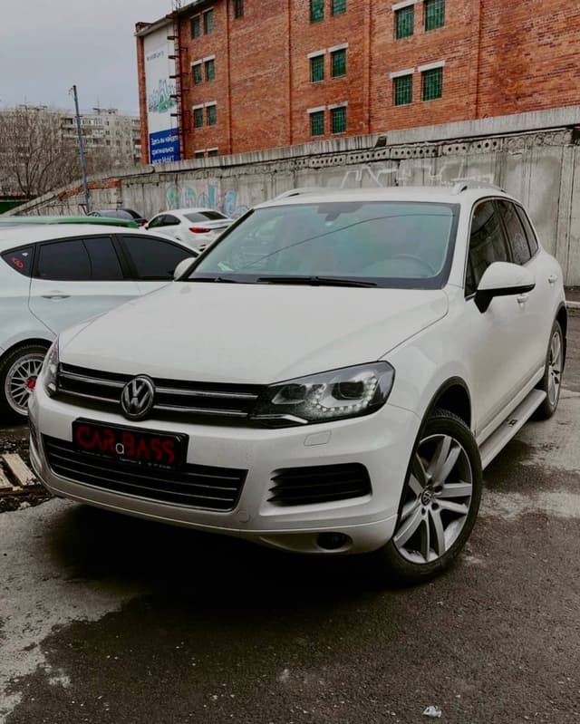 VOLKSWAGEN TOUAREG NF