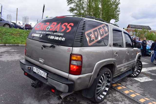 CHEVROLET TAHOE