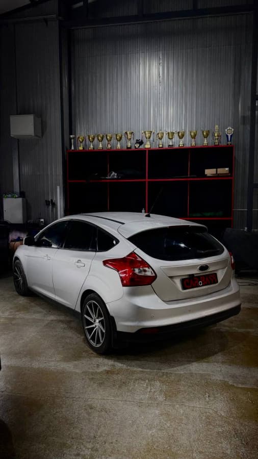 FORD FOCUS 3