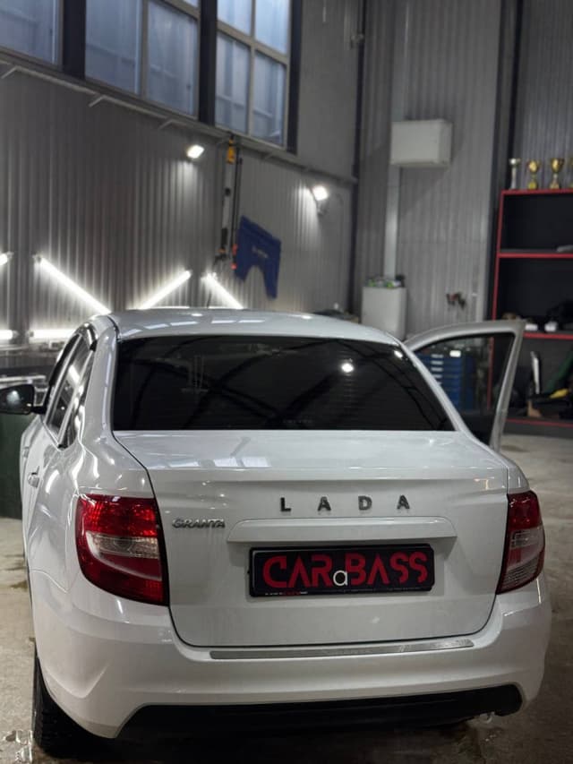 LADA GRANTA