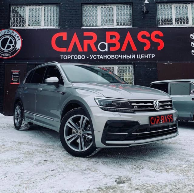 VW TIGUAN